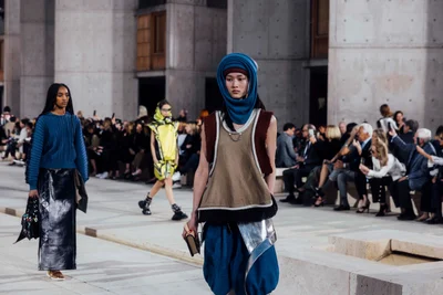 Look 28